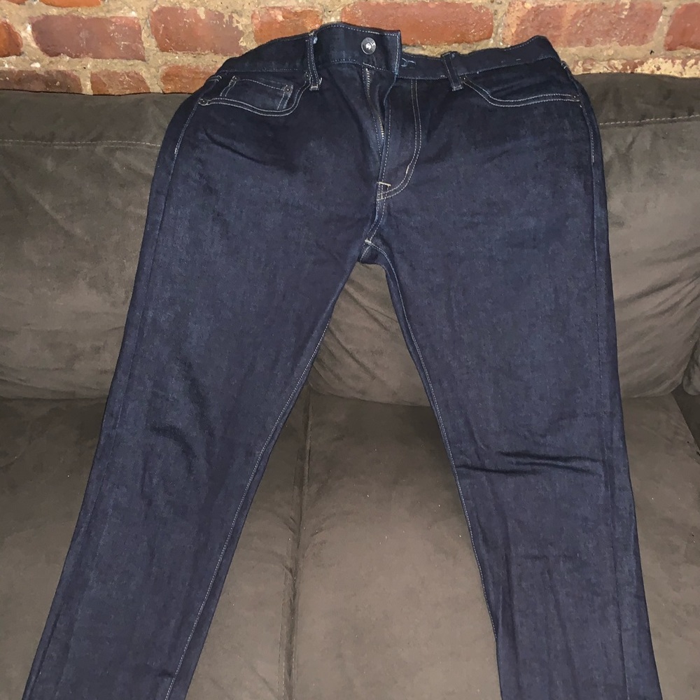 Blue rugged uniqlo jeans. Waist 33 Length 32